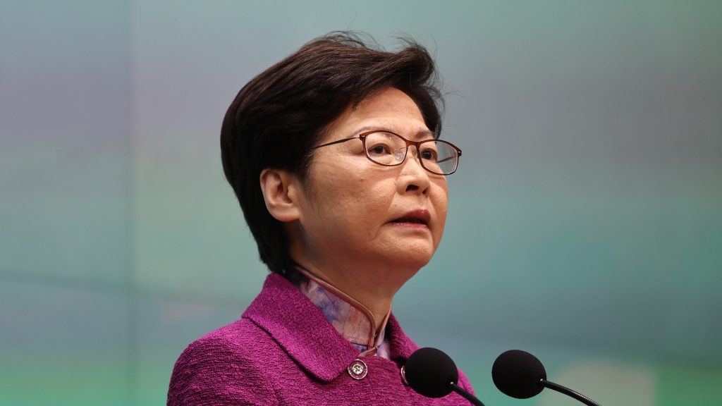 新冠疫苗｜林鄭：短期邀專家開會　研何時啟動為特定群組打第三針